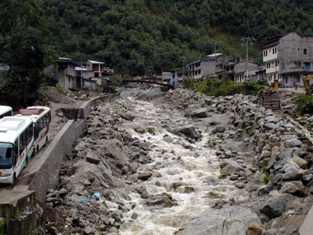 river that flows near Machu Pichu